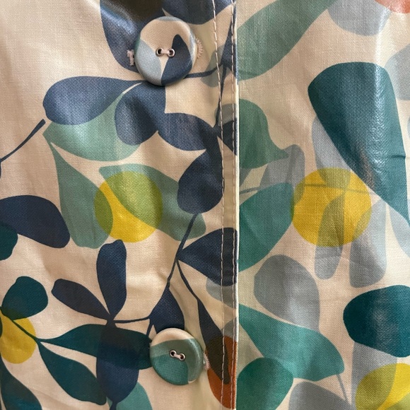 😎 Chico’s colorful rain jacket - Picture 3 of 7